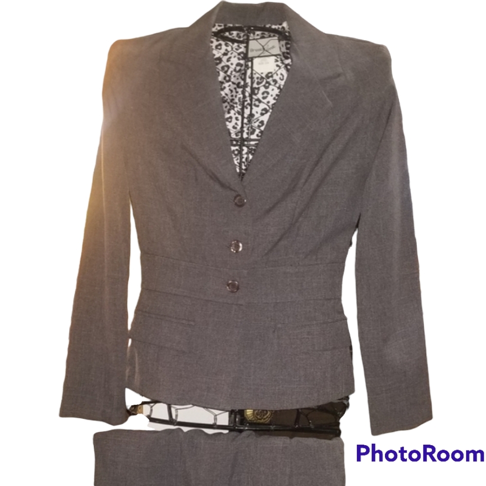 Ladies Suit Skirt & Camisole sz 3/4